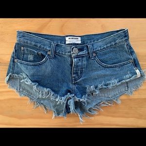 One Teaspoon Number 2’s, 24, like new!